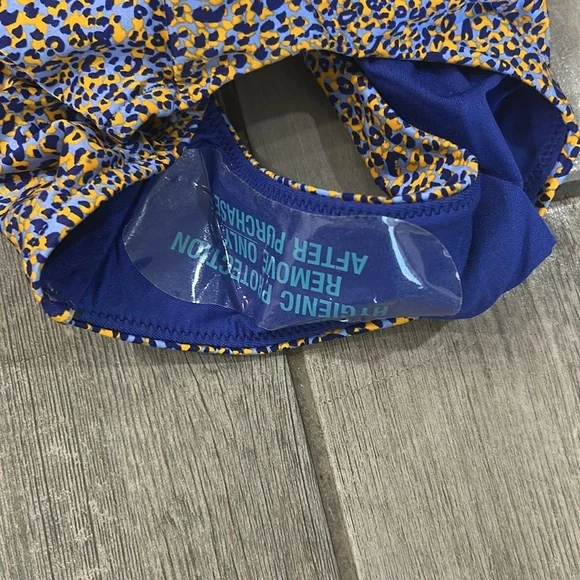 NWOT Seafolly Women's Ring Front Maillot One Piece Swimsuit - Picture 6 of 7